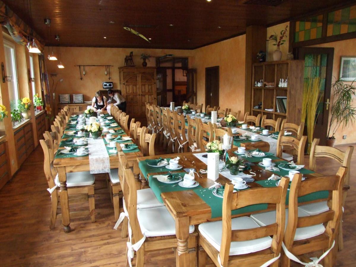 Hotel Forsthaus Volkesfeld Bagian luar foto