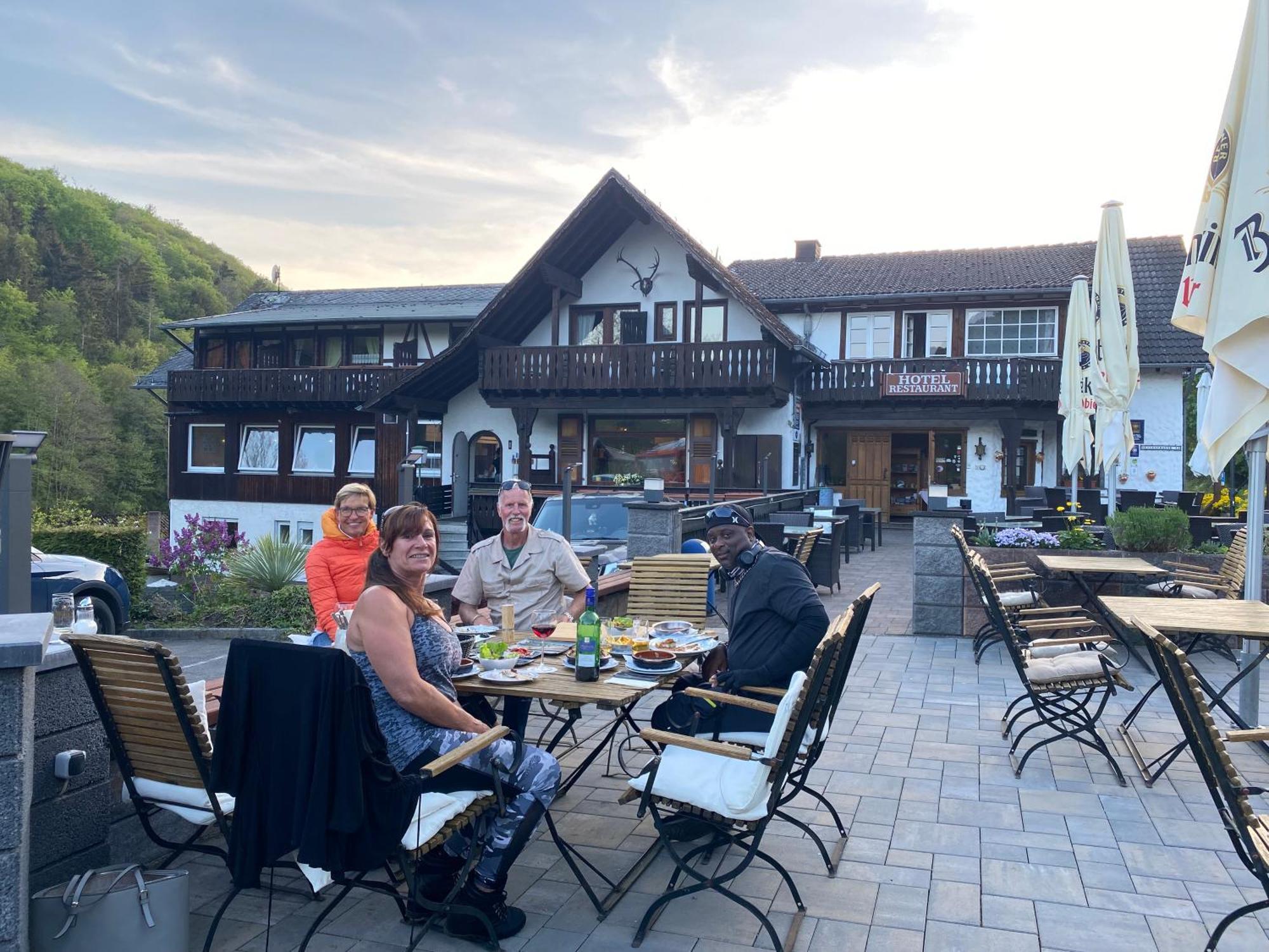 Hotel Forsthaus Volkesfeld Bagian luar foto