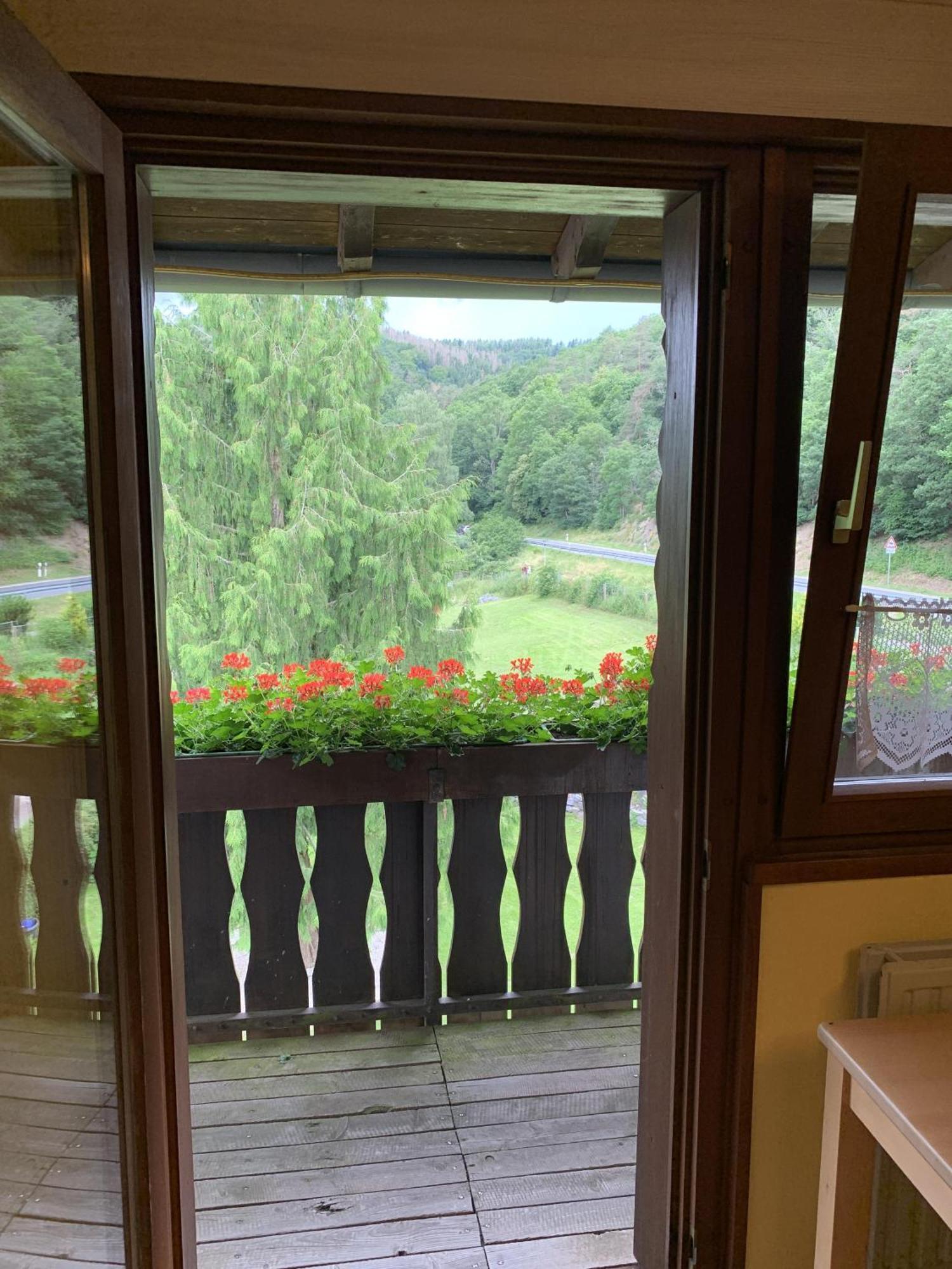 Hotel Forsthaus Volkesfeld Bagian luar foto