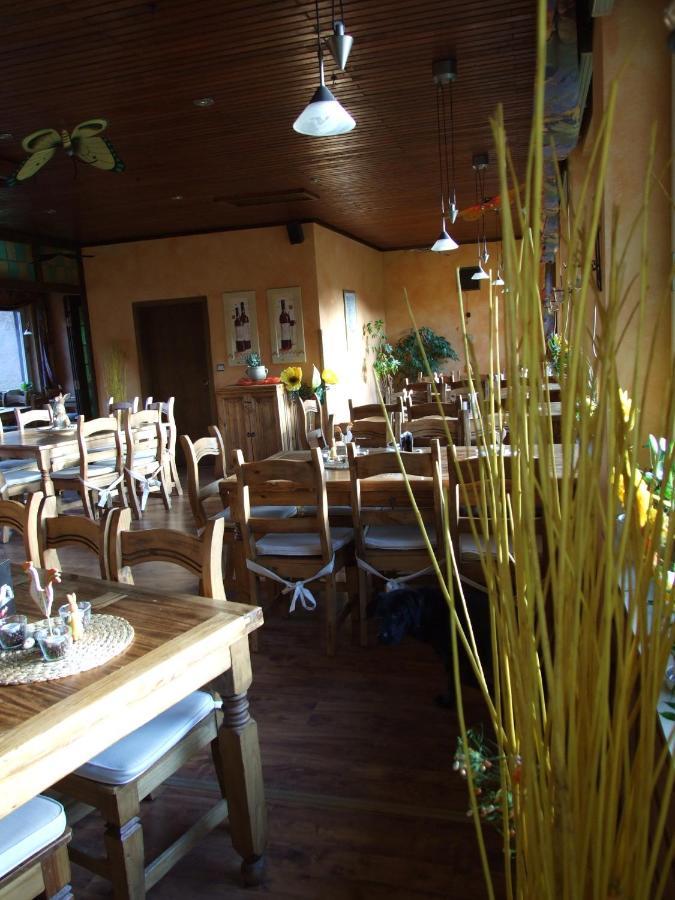 Hotel Forsthaus Volkesfeld Bagian luar foto