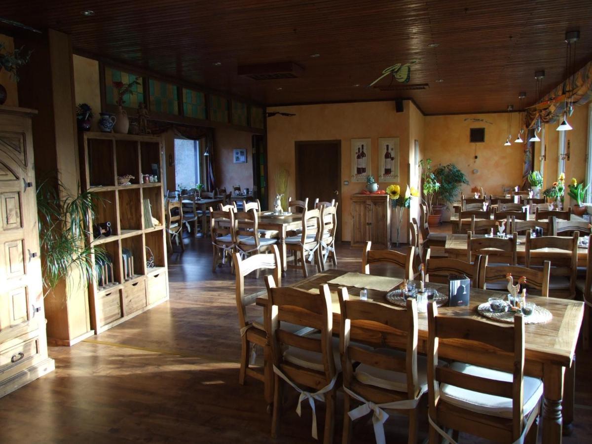 Hotel Forsthaus Volkesfeld Bagian luar foto